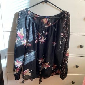 Apt 9 Sheer Blouse
Floral